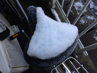 雪・自転車.JPG